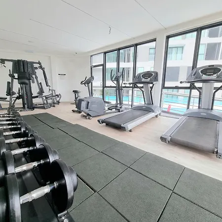 Cozy 2Br Apt Near Airport, Town & Vivacity Mall Kuching Exterior photo