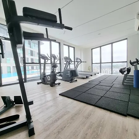 Cozy 2Br Apt Near Airport, Town & Vivacity Mall Kuching Exterior photo