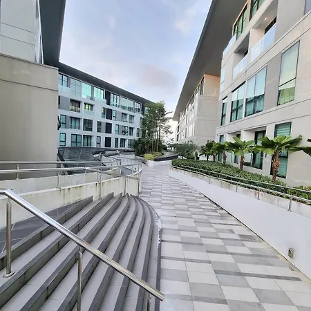 Cozy 2Br Apt Near Airport, Town & Vivacity Mall Kuching Exterior photo