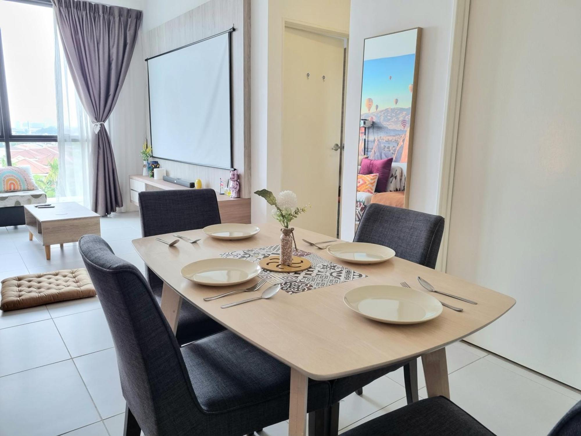 Apartment Cozy 2br Near Airport, Town & Vivacity Mall *