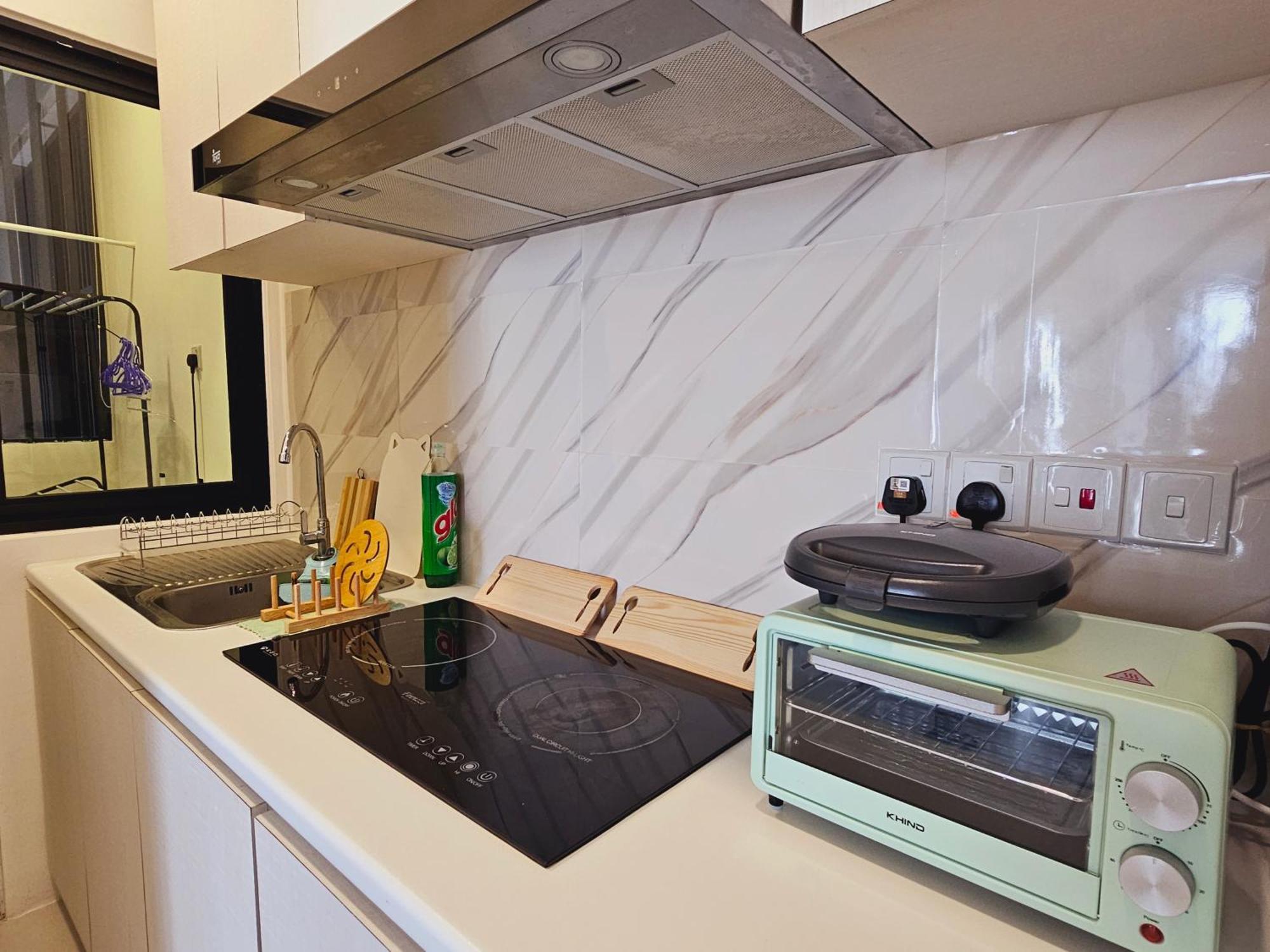 Apartment Cozy 2br Near Airport, Town & Vivacity Mall *