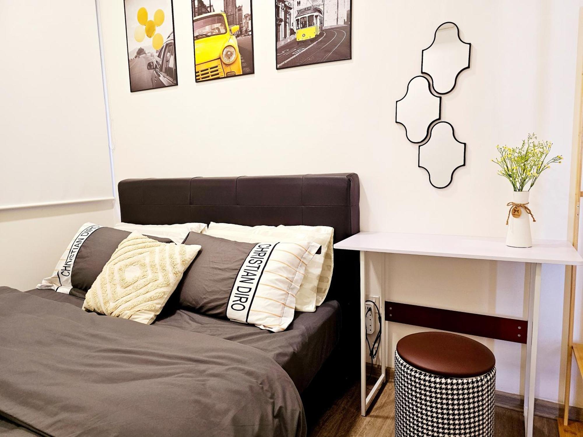 Cozy 2br Near Airport, Town & Vivacity Mall Apartment